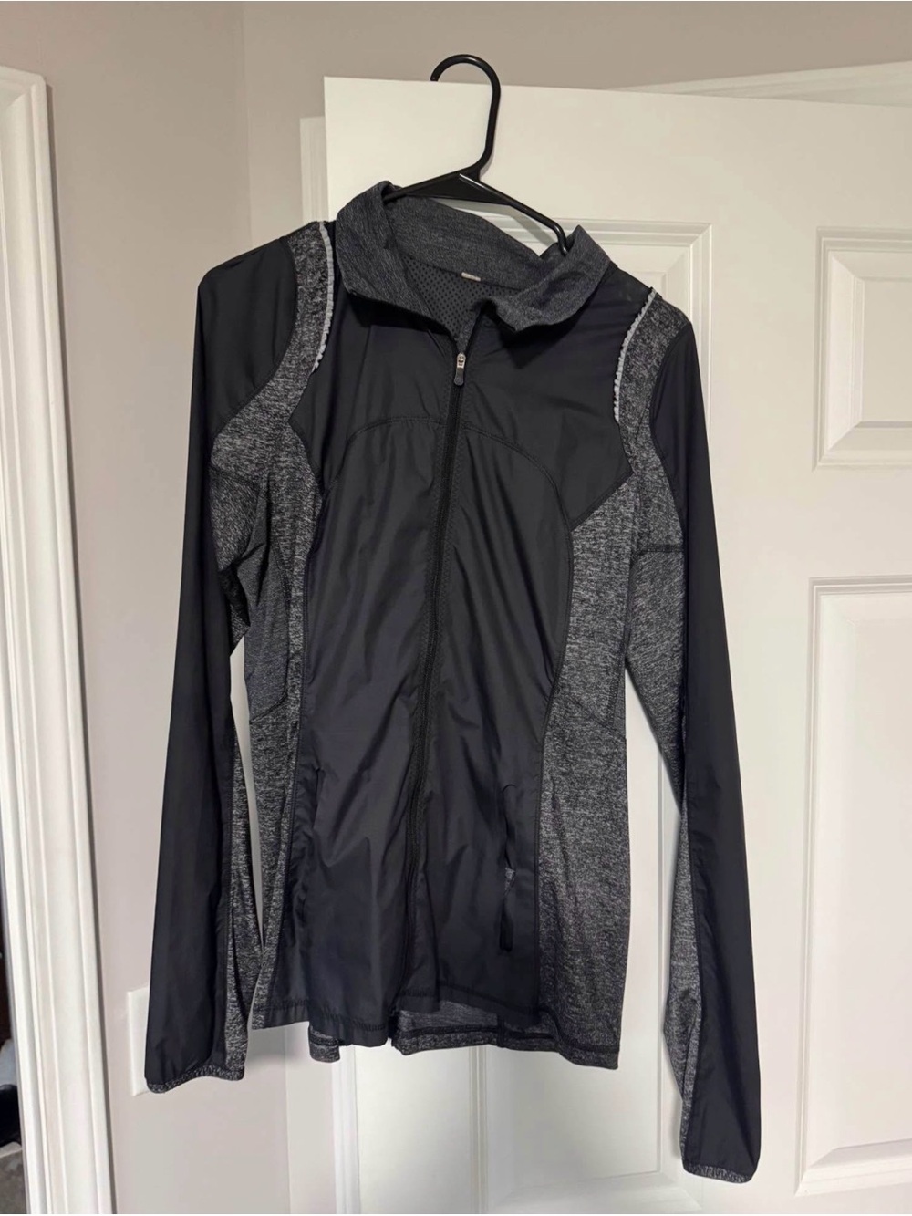 lululemon athletica Black and Heather Gray Zip-Up Utility Jacket